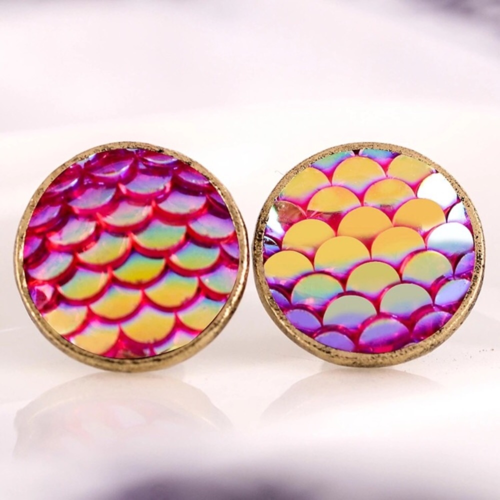 🧜🏻‍♀️Mermaid Stud Earrings🧜🏻‍♀️